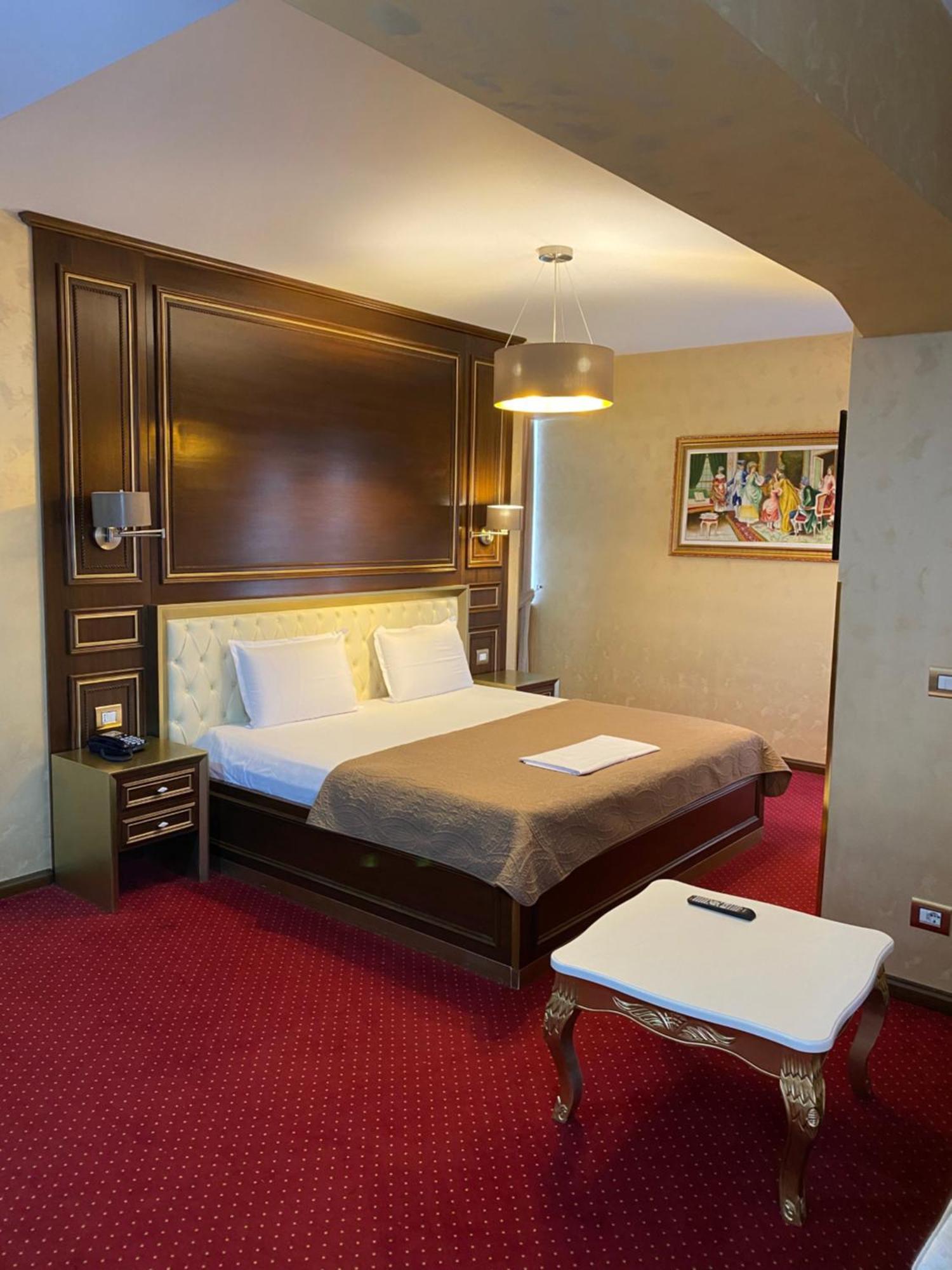 Rozafa 4* Shkodër