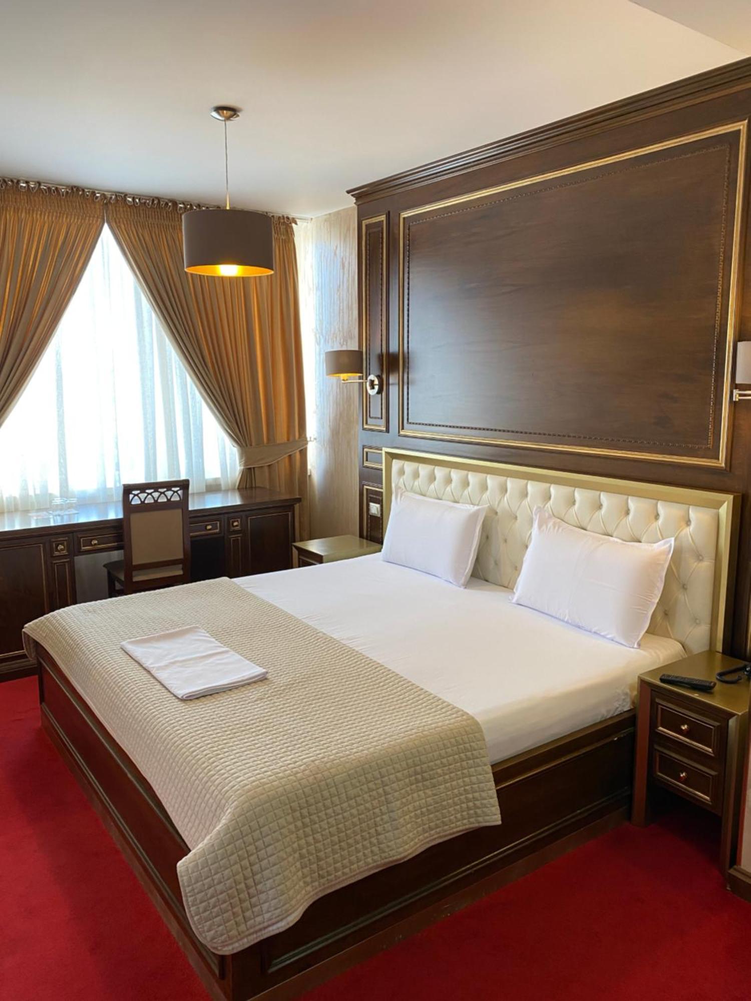 Rozafa Hotel