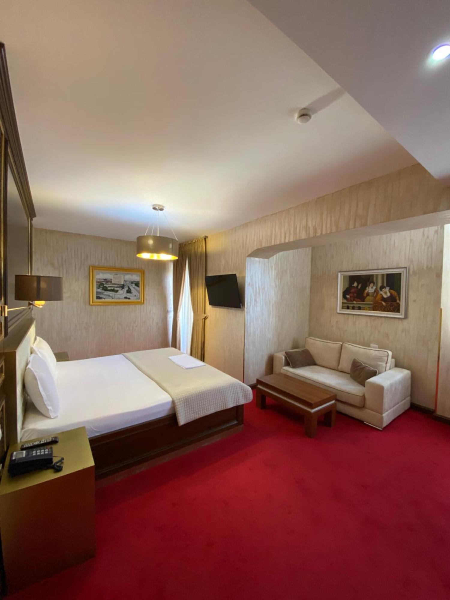 Hotel Rozafa